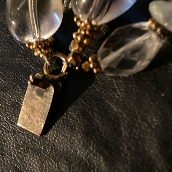 Vintage Crystal glass and gold 3 strand bracelet. - Picture 16 of 17